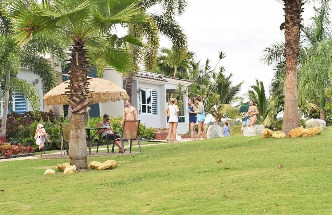 Isabela Villa Bonita - Vacation & Event Venue Sleeps 50!-1